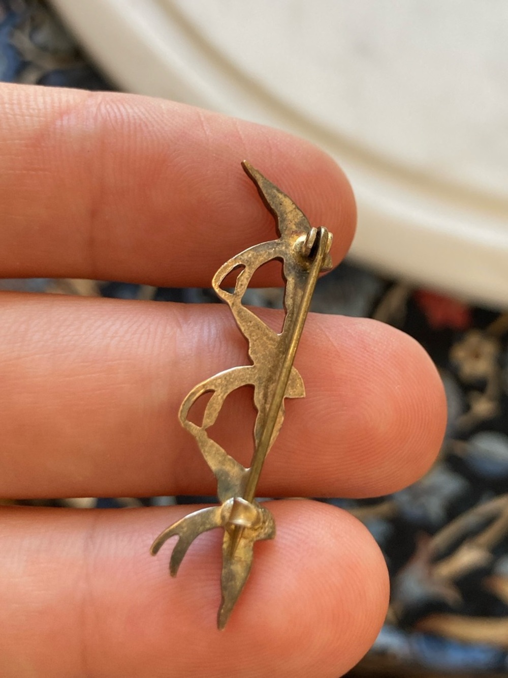 Antique Victorian Guilloche Enamel Flying Swallows Lingerie/Lace Pin - Picture 4 of 13